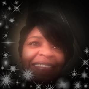 Meet your Posher, Lois